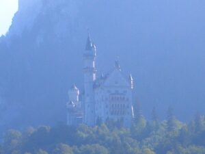 著者撮影：ノイシュバンシュタイン城遠景