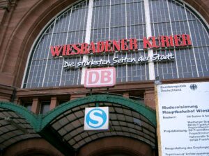 著者撮影:ヴィースバーデン駅